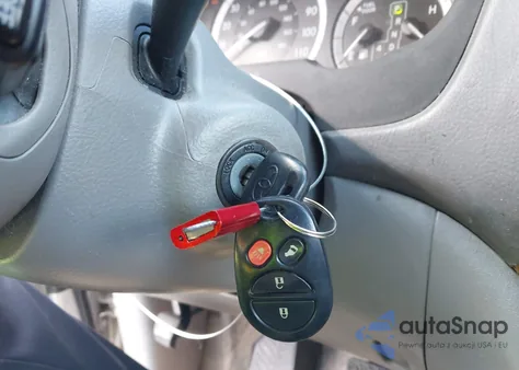 2005 Toyota Sienna Le z USA, uszkodzony, nr VIN 5TDZA23C45S377456